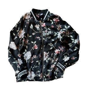 H&M Divided Woman’s Casual Zip Up Lightweight Floral Jacket Long Sleeve